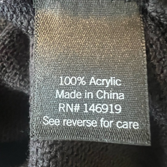 NEW 🖤🖤🖤with TAGS. Black and creamy white knit sweater, size m, beautiful sweater - Picture 13 of 14